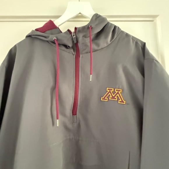 Men MN Minnesota Gophers Gray Pullover Embroidered Logo 1/4 Zip Lightweight Hood - Picture 2 of 10